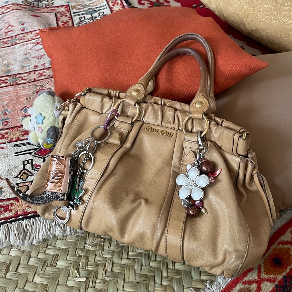 Miu Miu “Vitello Lux” calfskin vtg tan brown hand bag
